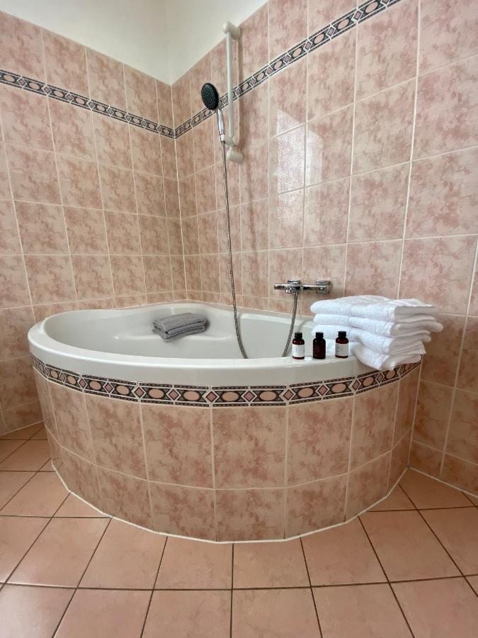 Prazdninovy Dum Holubka Villa Nove Mesto na Morave Luaran gambar